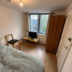 Kamer met een King Size Bed
